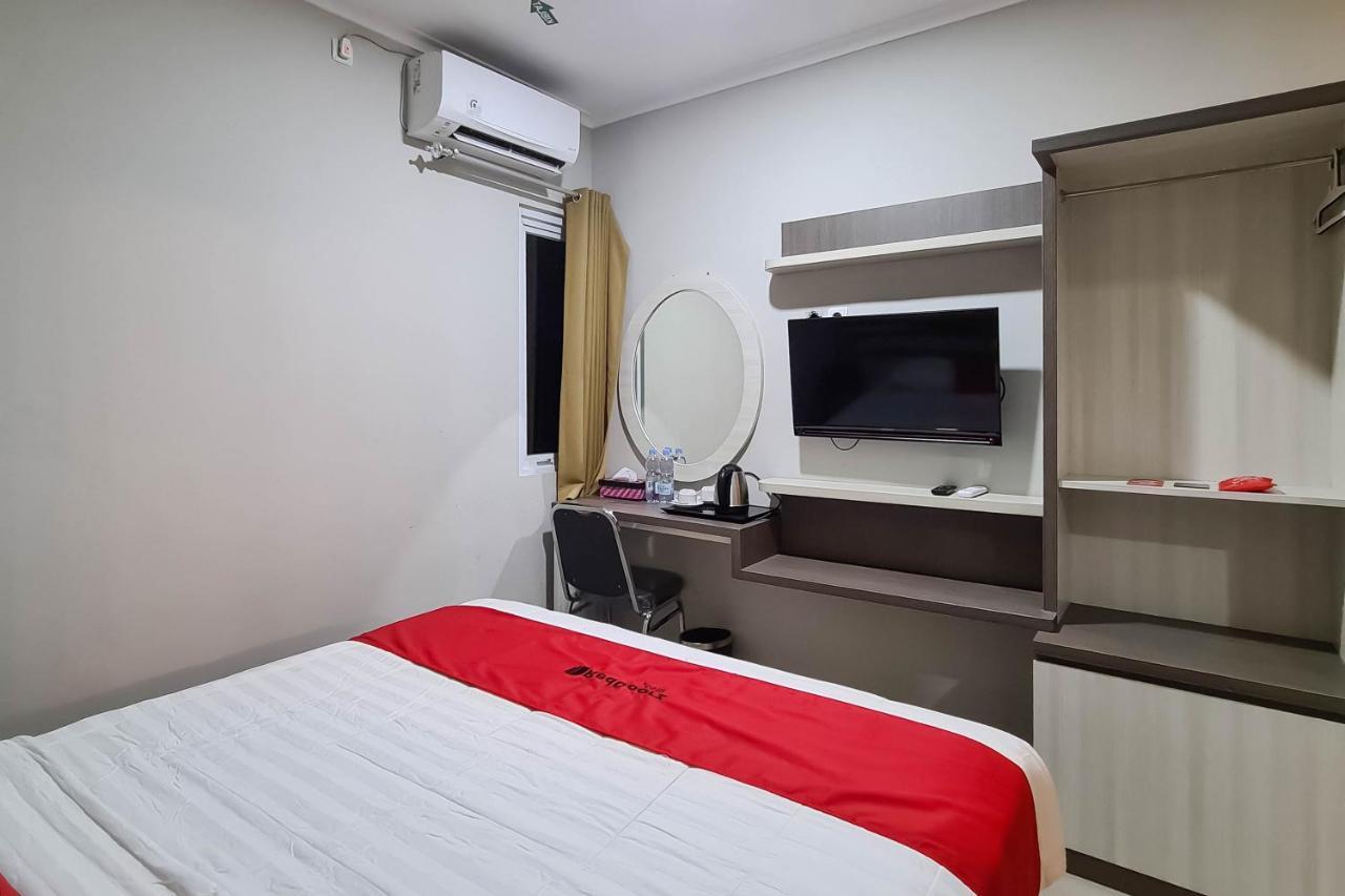 Gaia Asri Hotel Pamanukan Hilir Ngoại thất bức ảnh