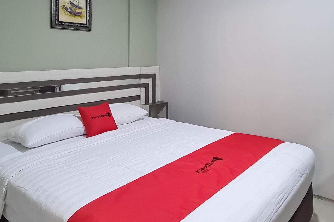 Gaia Asri Hotel Pamanukan Hilir Ngoại thất bức ảnh
