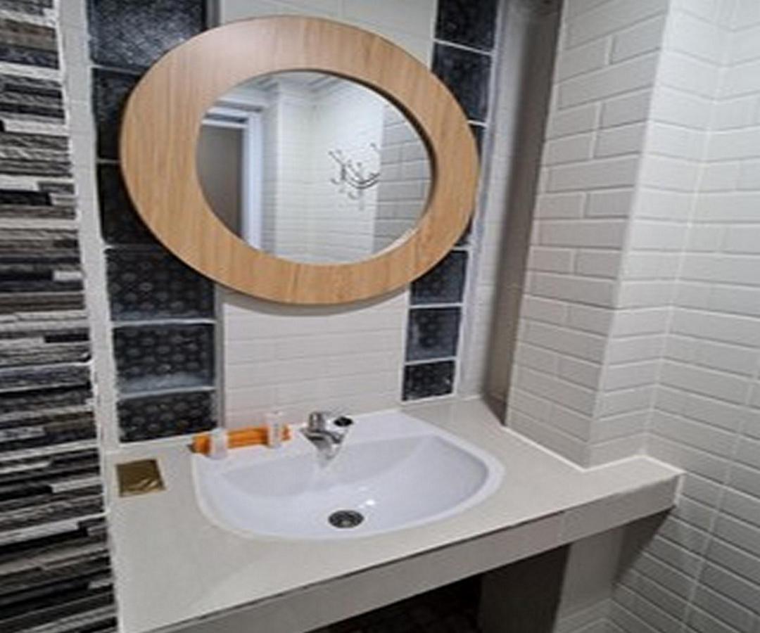 Gaia Asri Hotel Pamanukan Hilir Ngoại thất bức ảnh