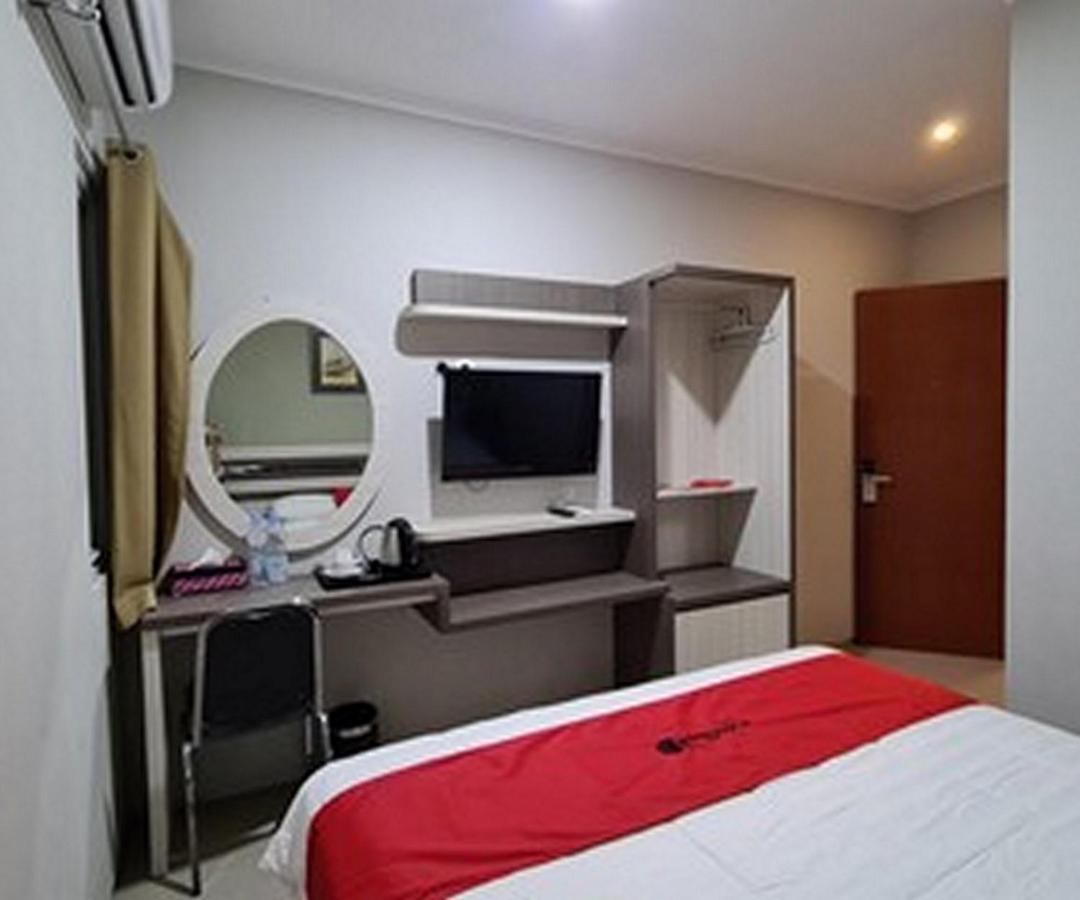 Gaia Asri Hotel Pamanukan Hilir Ngoại thất bức ảnh