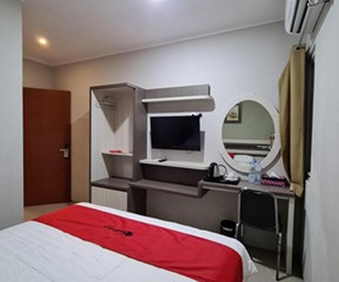 Gaia Asri Hotel Pamanukan Hilir Ngoại thất bức ảnh